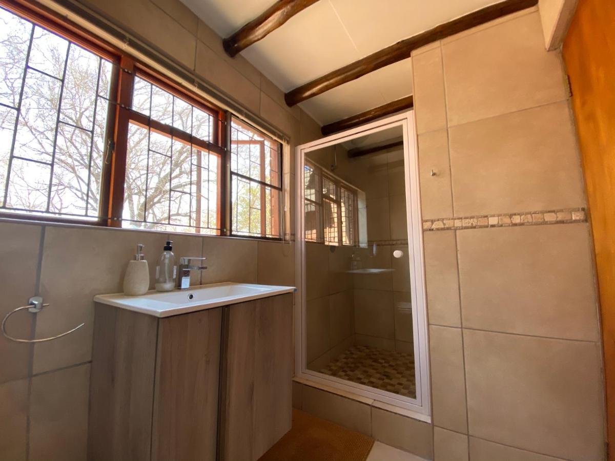 Twiga Lodge Mabalingwe Bela-Bela Buitenkant foto